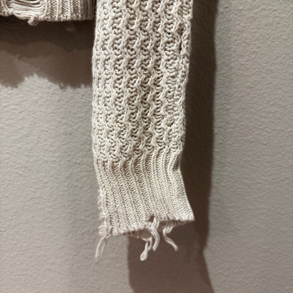 DL1961 Cropped Distressed Knit Sweater Beige Women’s Size Small - Picture 4 of 6